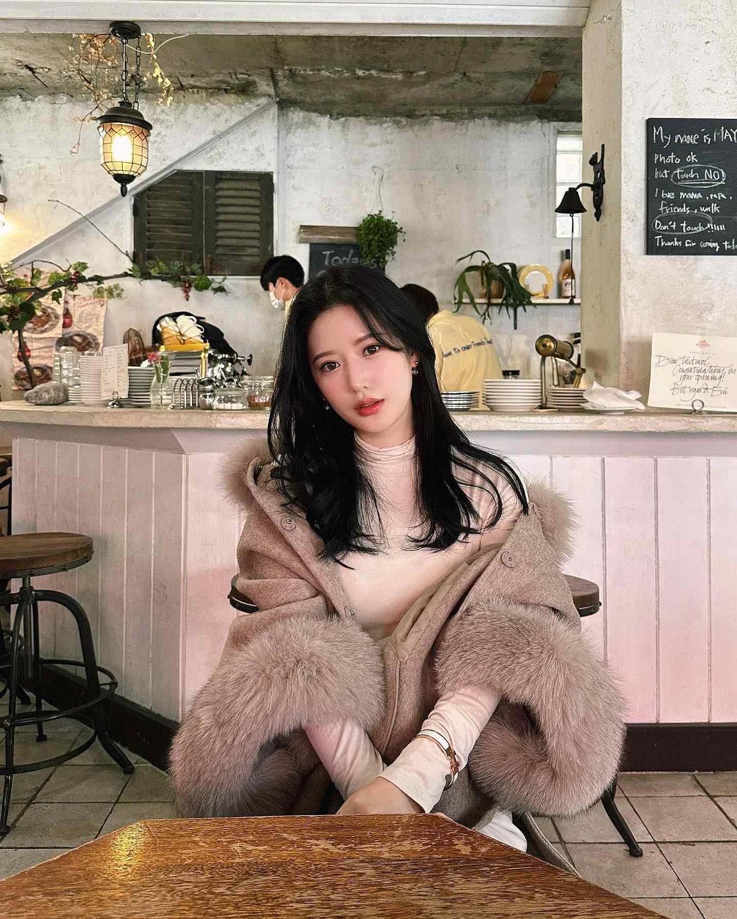 Seong Min Ji (Single's Inferno) - seong-min-ji-singles-inferno-hot-14.webp